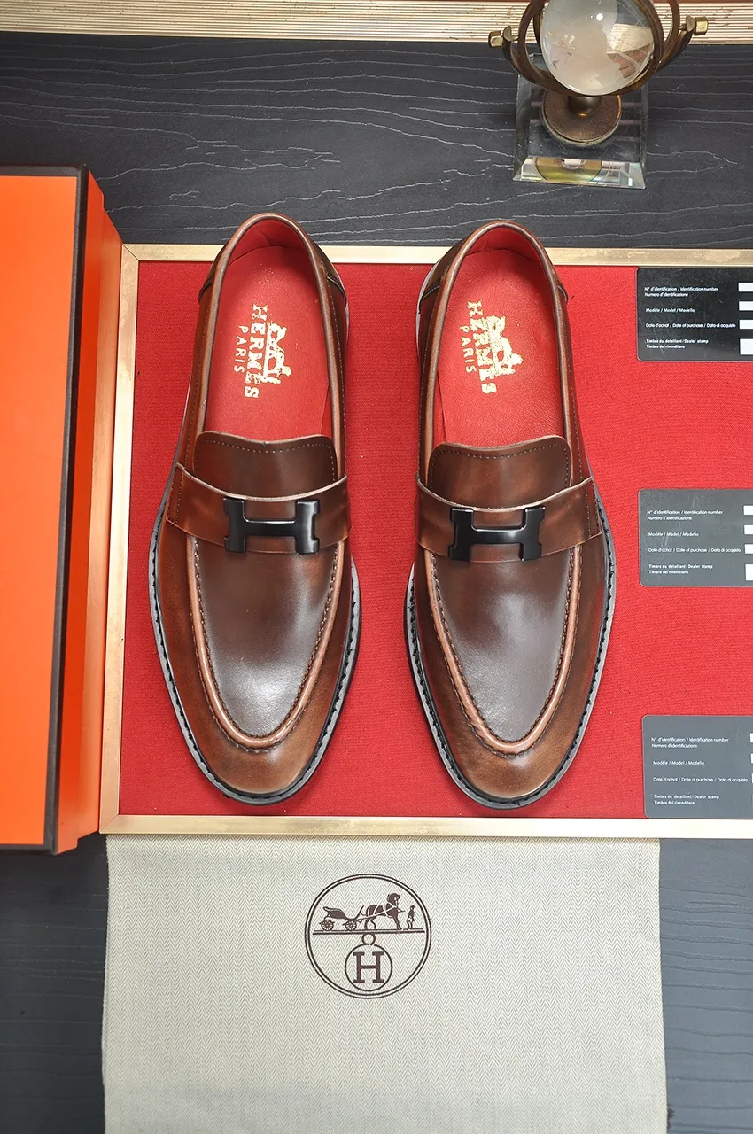 Men's Men's Shoes💰560💶[[HERMES]] (High-end Niuli) New 🍀 HERMES - top version of Ferragamo's classic casual leather shoes! Made of imported original cowhide, the inner top layer is comfortable cowhide lining! Original wear-resistant rubber outsole! High quality products! Code number 38-45 (45 customized)